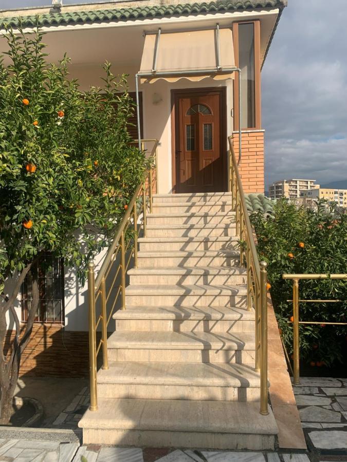 Vila Demaj! Free Parking Берат Екстериор снимка