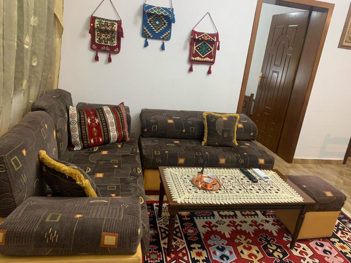 Vila Demaj! Free Parking Берат Екстериор снимка