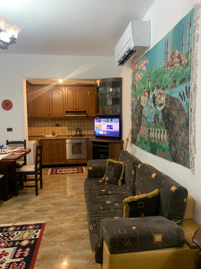 Vila Demaj! Free Parking Берат Екстериор снимка