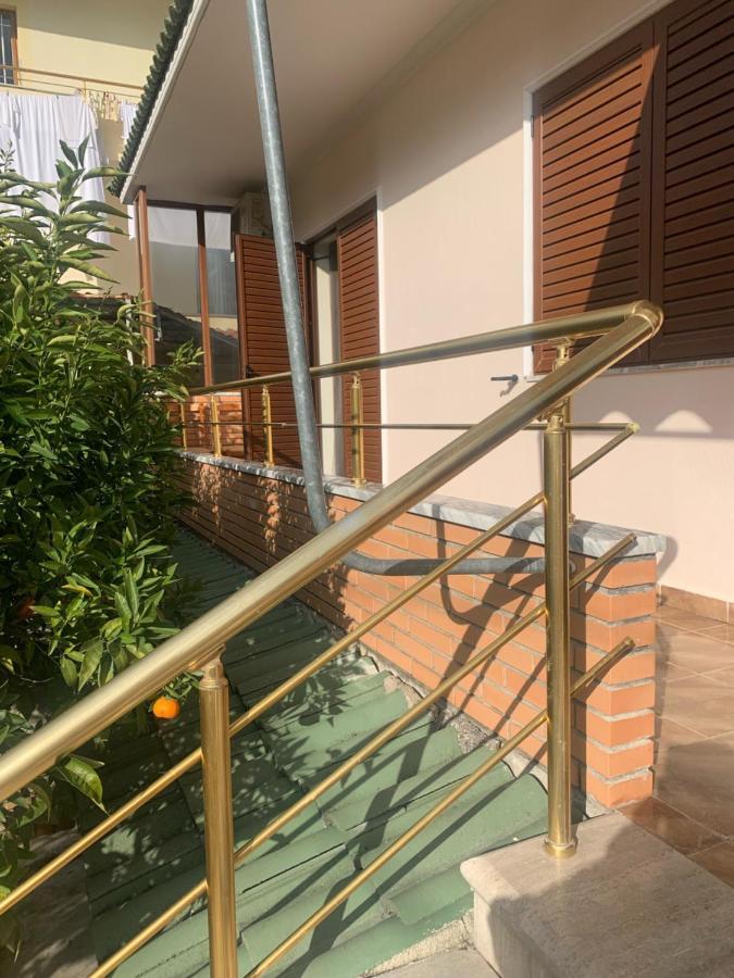Vila Demaj! Free Parking Берат Екстериор снимка