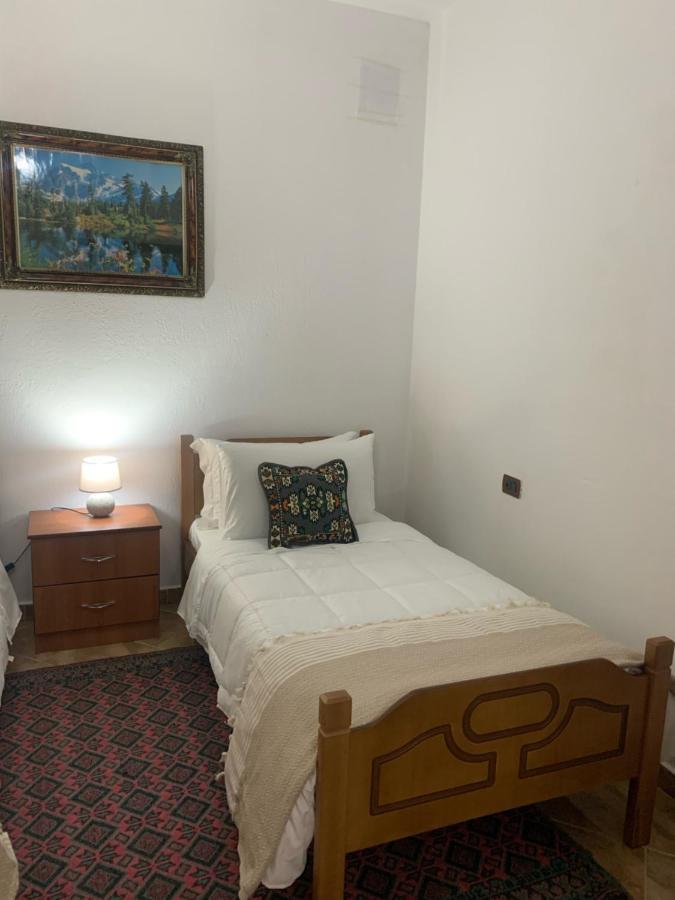 Vila Demaj! Free Parking Берат Екстериор снимка